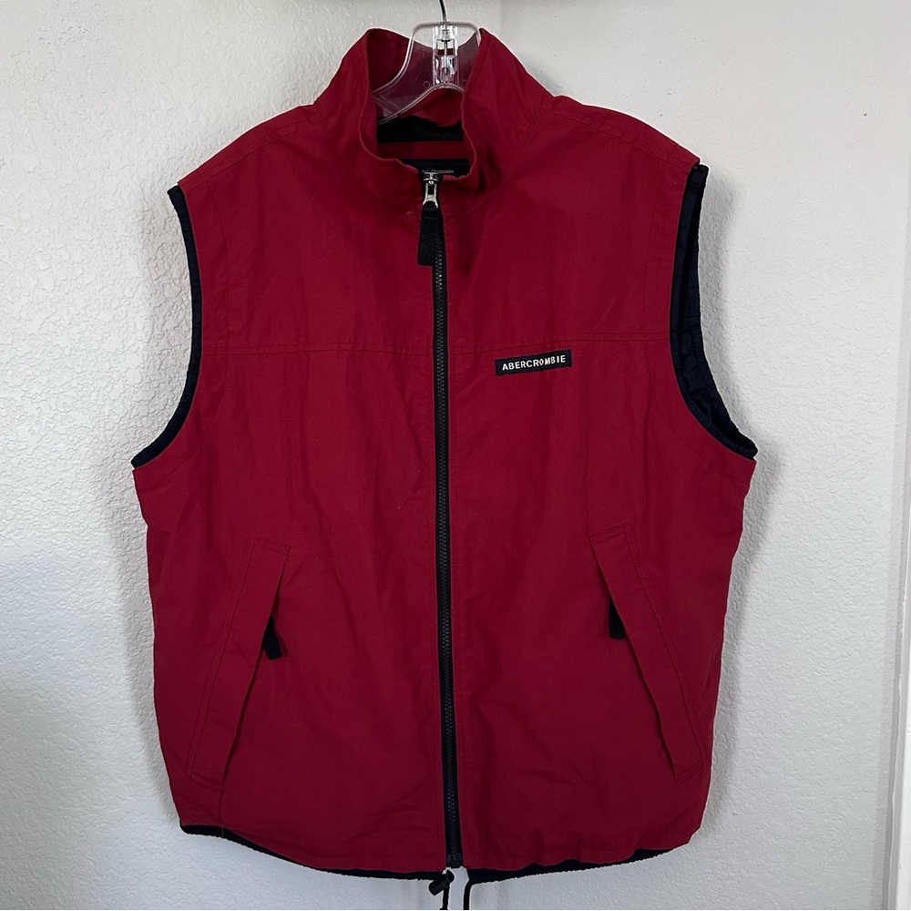 ABERCROMBIE & FITCH | Rugged Quality Gear Nylon Red Vest - Size M